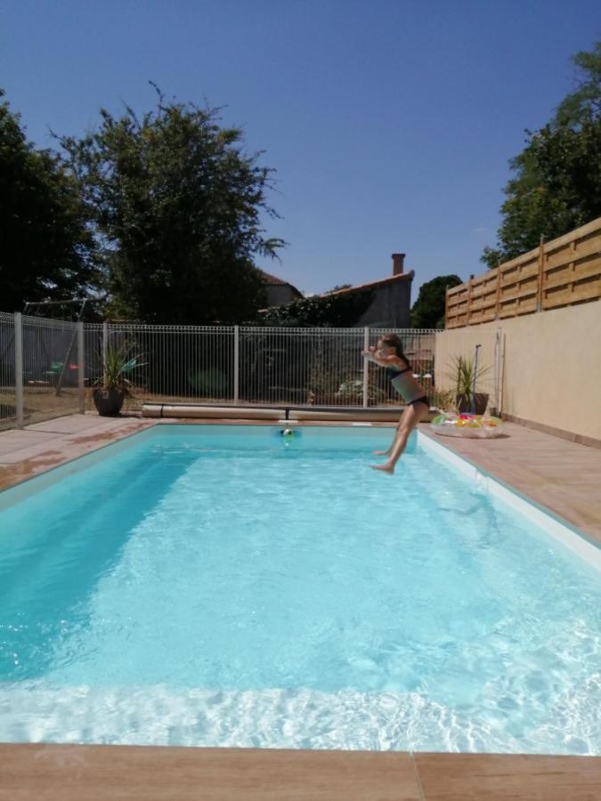 Les Tourterelles Chabournay Exterior foto