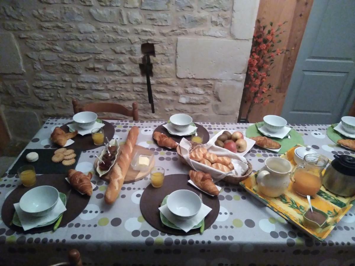 Les Tourterelles Chabournay Exterior foto